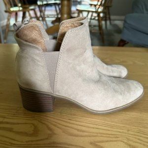 Women tan booties